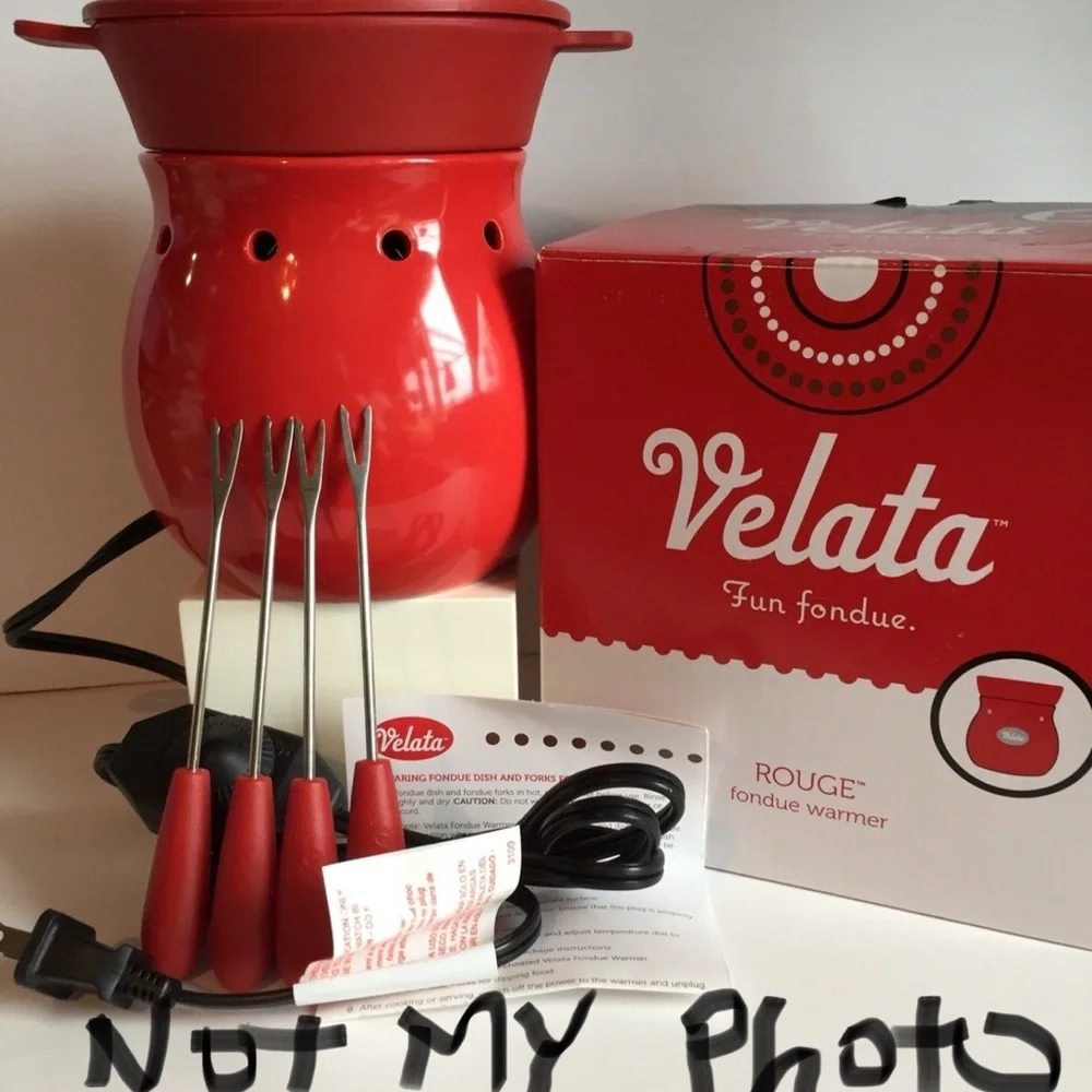 New Scentsy Red Fondue Warmer Set